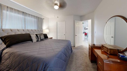 27 Patterson Place, Whitecourt, AB - Indoor Photo Showing Bedroom