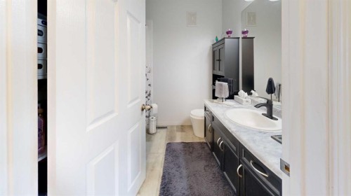 27 Patterson Place, Whitecourt, AB - Indoor Photo Showing Bathroom