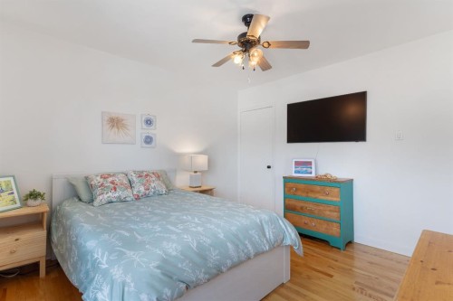 36 Poplar Crescent, Springbrook, AB - Indoor Photo Showing Bedroom