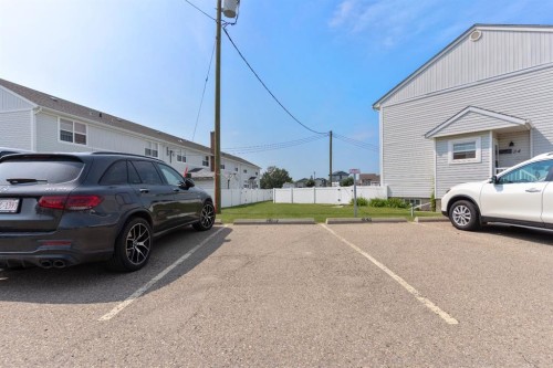 36 Poplar Crescent, Springbrook, AB - Outdoor