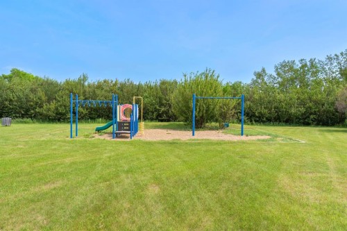 36 Poplar Crescent, Springbrook, AB - Outdoor