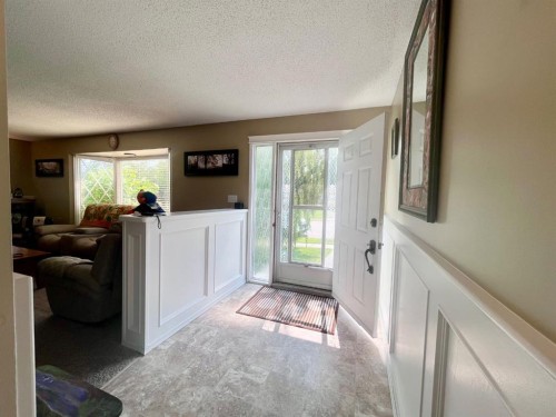 165 Mcpherson Drive, Hinton, AB - Indoor Photo Showing Other Room