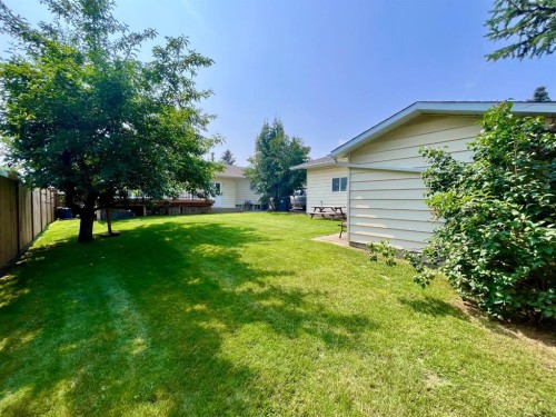 165 Mcpherson Drive, Hinton, AB - Outdoor