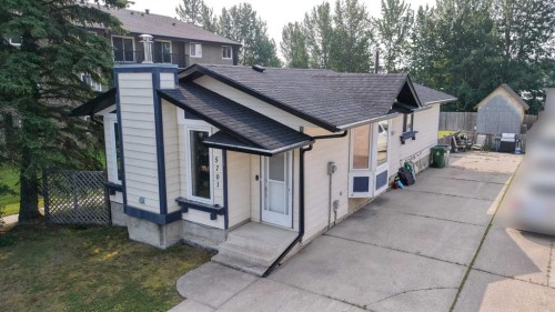 5701 9 Avenue, Edson, AB - Outdoor