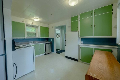 1510 63 Street, Edson, AB - Indoor