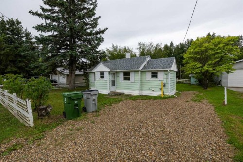 1510 63 Street, Edson, AB - Outdoor