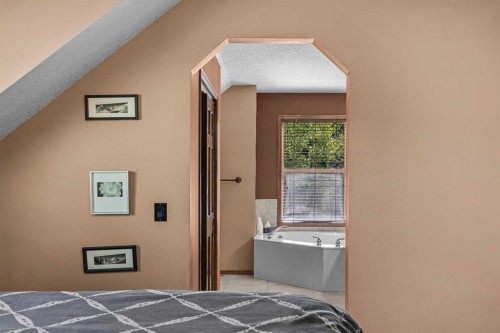 202-108 Armstrong Place, Canmore, AB - Indoor