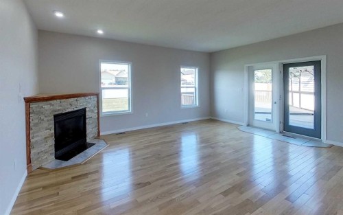 1622 41A Street, Edson, AB - Indoor With Fireplace