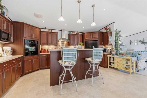 34 Gunderson Drive, Whitecourt, AB - Indoor Photo Showing Kitchen