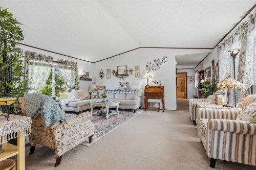 34 Gunderson Drive, Whitecourt, AB - Indoor Photo Showing Living Room