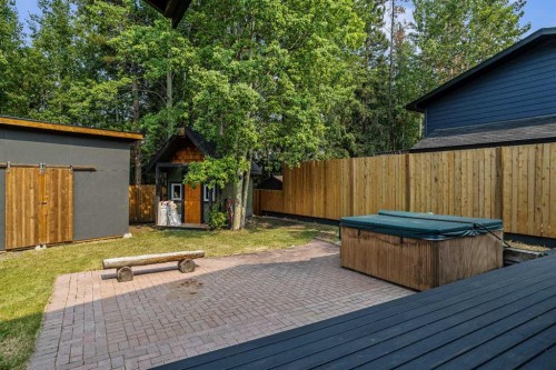 610 Larch Place, Canmore, AB - Outdoor