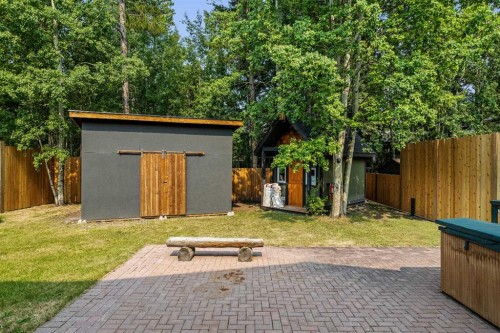 610 Larch Place, Canmore, AB - Outdoor