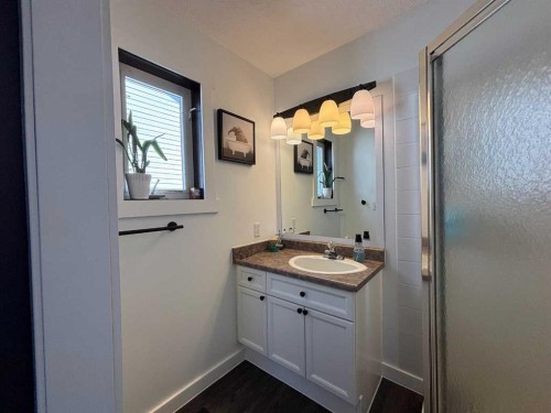 26 Olson Crescent, Whitecourt, AB - Indoor Photo Showing Bathroom
