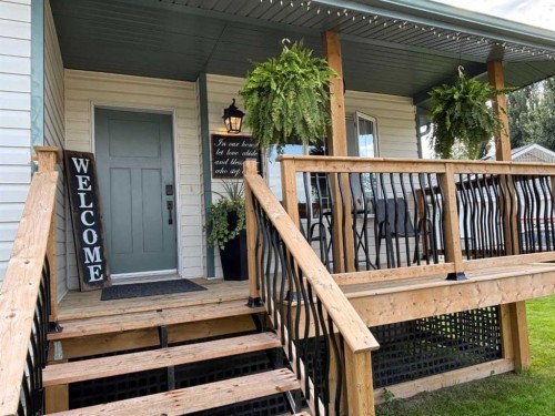 26 Olson Crescent  Whitecourt, AB T7S 1T9