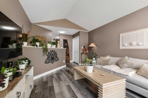 4726 44  Street, Mayerthorpe, AB - Indoor Photo Showing Living Room