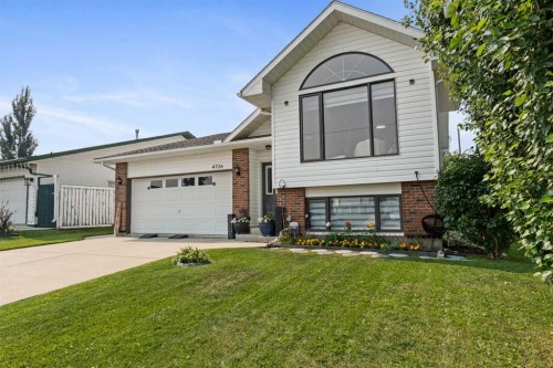 4726 44  Street, Mayerthorpe, AB - Outdoor