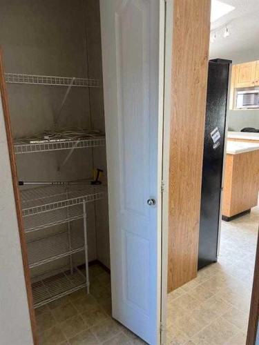 806 5 A Street, Fox Creek, AB - Indoor With Storage