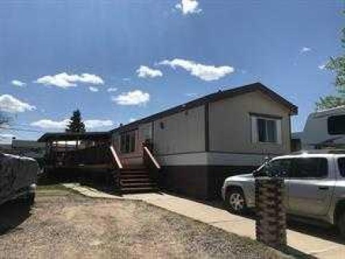 407 9 Street  Fox Creek, AB T0H 1P0