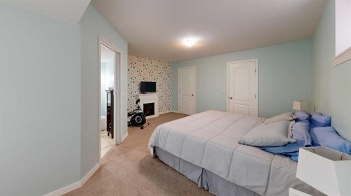 47 Rodeo Way, Whitecourt, AB - Indoor Photo Showing Bedroom