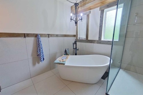 4609 Champagne Drive, Athabasca, AB - Indoor Photo Showing Bathroom
