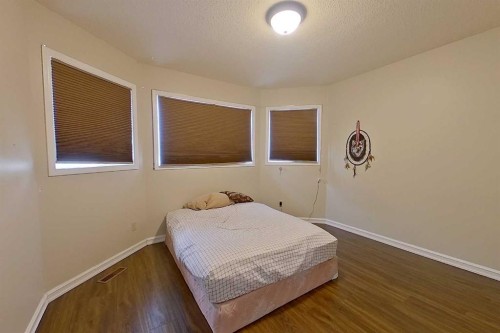 4609 Champagne Drive, Athabasca, AB - Indoor Photo Showing Bedroom