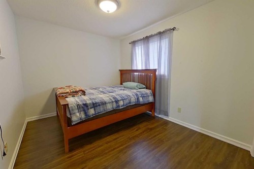 4609 Champagne Drive, Athabasca, AB - Indoor Photo Showing Bedroom