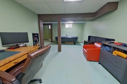 4609 Champagne Drive, Athabasca, AB - Indoor