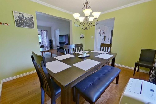 4609 Champagne Drive, Athabasca, AB - Indoor Photo Showing Dining Room