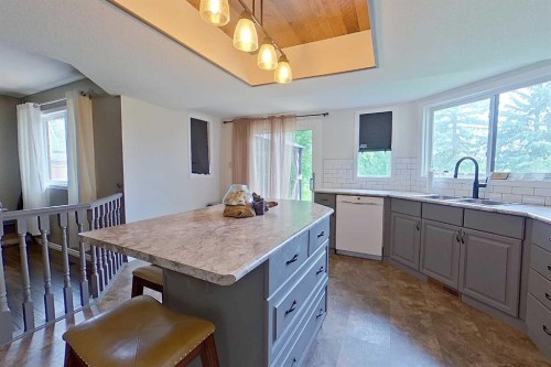 4609 Champagne Drive, Athabasca, AB - Indoor Photo Showing Kitchen With Double Sink