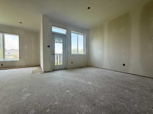905 7 Avenue, Fox Creek, AB - Indoor Photo Showing Other Room