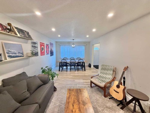 45-101 Mill Street, Hinton, AB - Indoor