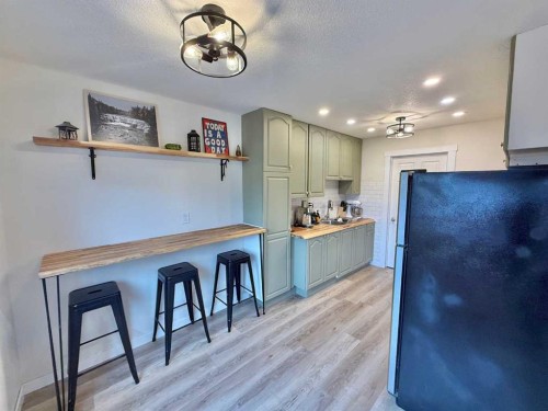 45-101 Mill Street, Hinton, AB - Indoor