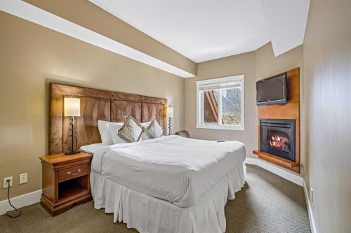 305L-191 Kananaskis, Canmore, AB - Indoor Photo Showing Bedroom