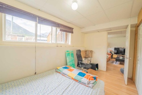 1306 1St Avenue, Canmore, AB - Indoor