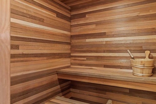 522 Grotto Road, Canmore, AB - Indoor Photo Showing Other Room