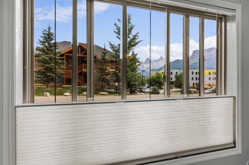 120-300 Palliser Lane, Canmore, AB - Indoor Photo Showing Other Room