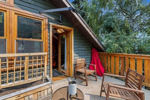 A And B-132 Rundle Crescent, Canmore, AB - Outdoor