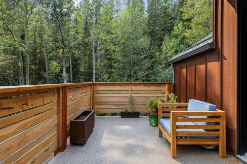 A And B-132 Rundle Crescent, Canmore, AB - Outdoor