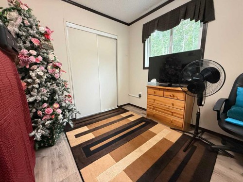 8 131074 Twp Rd 590, Rural Woodlands County, AB - Indoor Photo Showing Other Room
