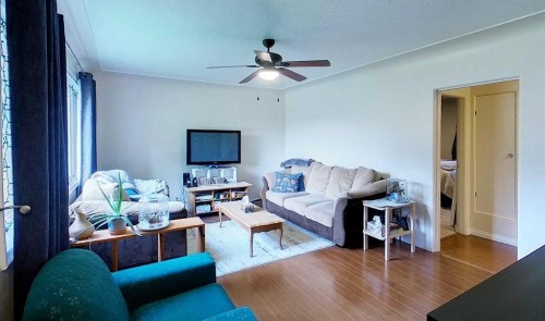 5127 6 Avenue, Edson, AB - Indoor