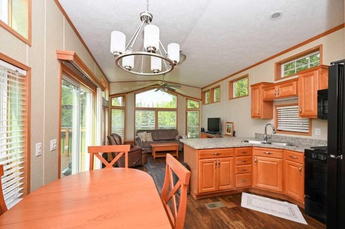 167 Shank Drive, Island Lake South, AB - Indoor Photo Showing Dining Room