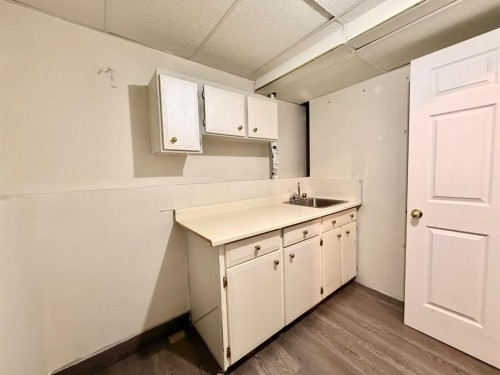 130 1 Street, Blue Ridge, AB - Indoor