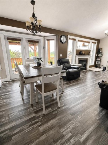 66 Cedar Heights, Whitecourt, AB - Indoor Photo Showing Dining Room