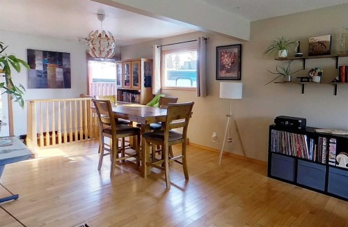 4209 6 Avenue, Edson, AB - Indoor Photo Showing Dining Room
