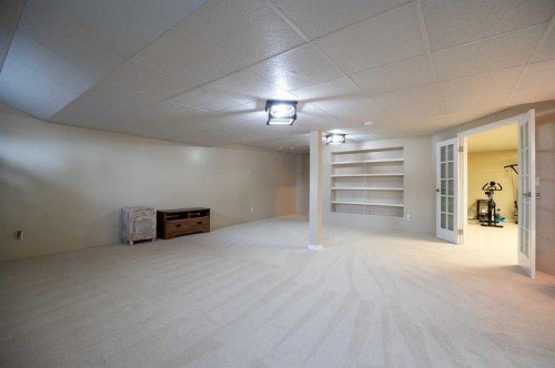 4630-Pine Avenue, Boyle, AB - Indoor