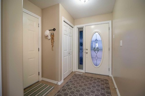 4630-Pine Avenue, Boyle, AB - Indoor Photo Showing Other Room