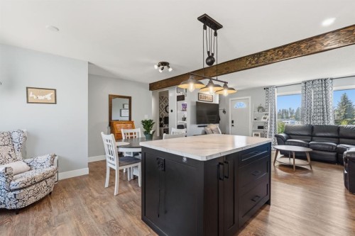 5415 Willock Crescent, Swan Hills, AB - Indoor Photo Showing Living Room