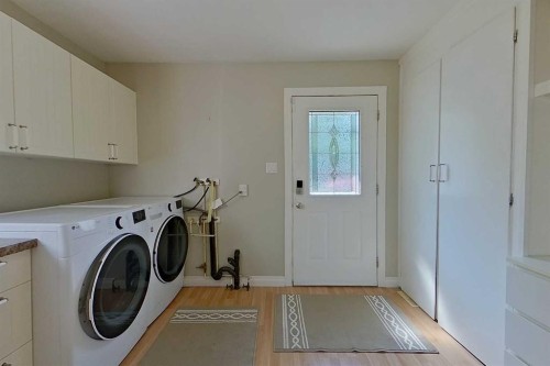 4920 59 Street, Athabasca, AB - Indoor Photo Showing Laundry Room