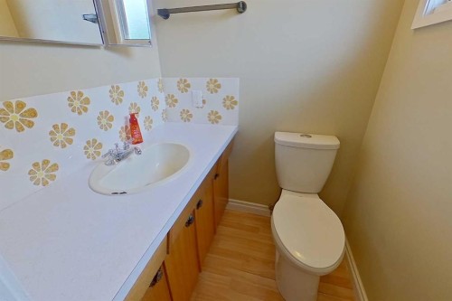 4920 59 Street, Athabasca, AB - Indoor Photo Showing Bathroom