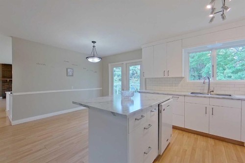 4920 59 Street, Athabasca, AB - Indoor Photo Showing Kitchen